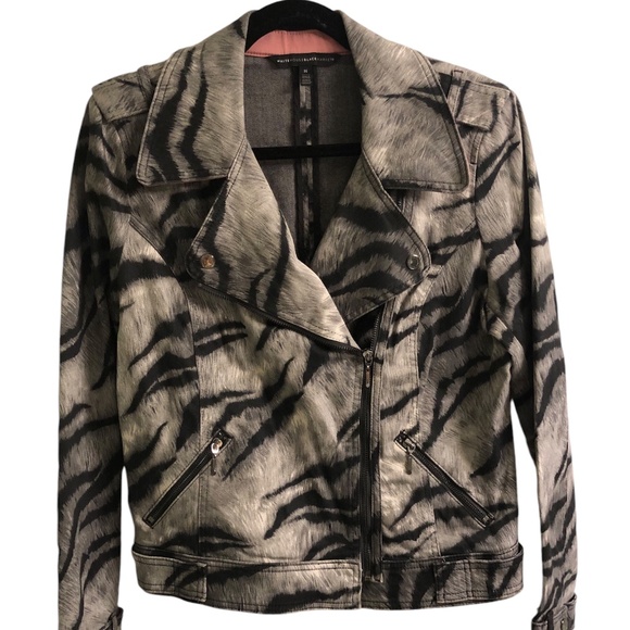 White House Black Market Jackets & Blazers - White House Black Market Animal Print Jacket size 14